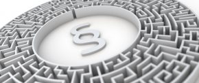 Paragraph in Labyrinth – Konzept Gesetze, Steuern, Finanzamt, Bürokratie