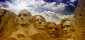 Colors of the sky above Mount Rushmore – South Dakota