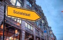 Strassenschild 23 – Sozialstaat