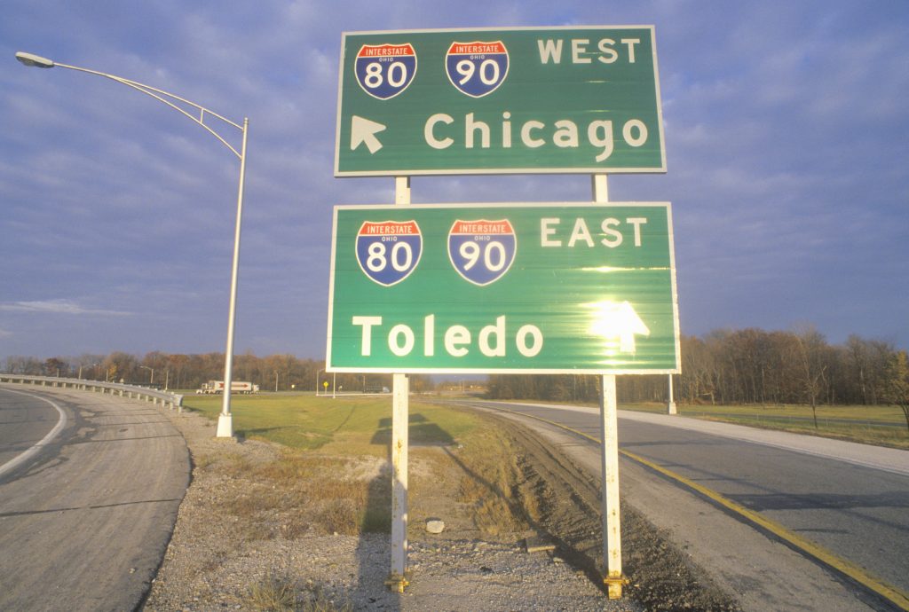 Chicago, IL and Toledo, OH interstate highway sign