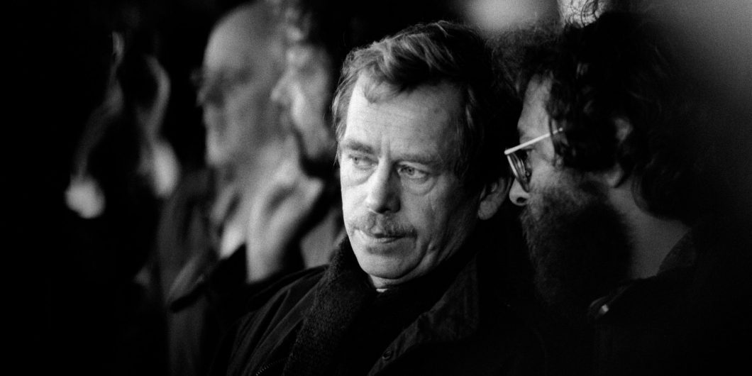 Havel at protest