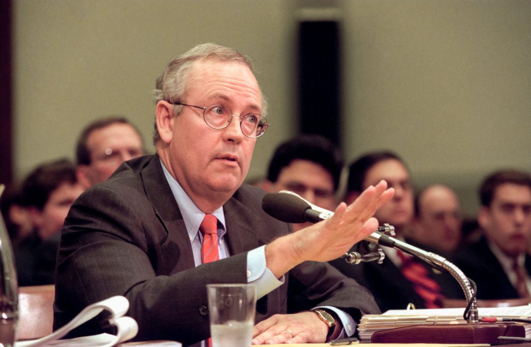 Independent Counsel Kenneth Starr testifies before the House Judiciary Committee Clinton impeachment hearing November 19, 1998 in Washington, DC.
