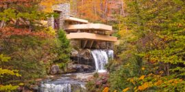 Mill,Run,,Pennsylvania,,Usa,-,October,24,,2017:,Fallingwater,Over